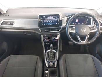 Used Volkswagen T-Roc 2023 for sale - 79286471: Photo