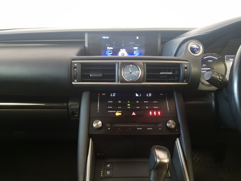 Used Lexus IS 2017 for sale - 76195210: Photo 11