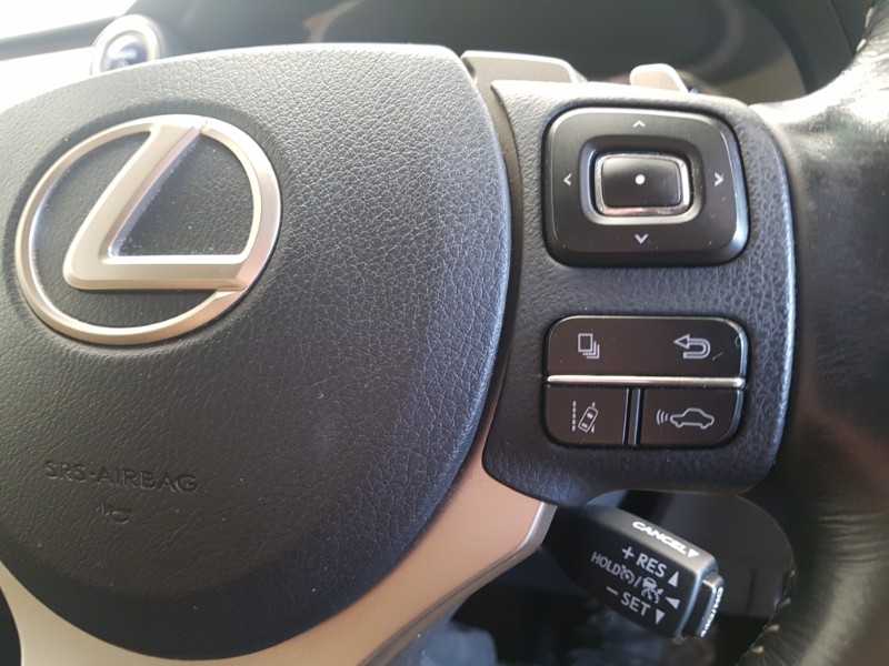 Used Lexus IS 2017 for sale - 76195210: Photo 16