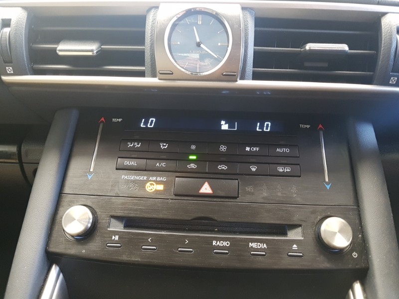 Used Lexus IS 2017 for sale - 76195210: Photo 18