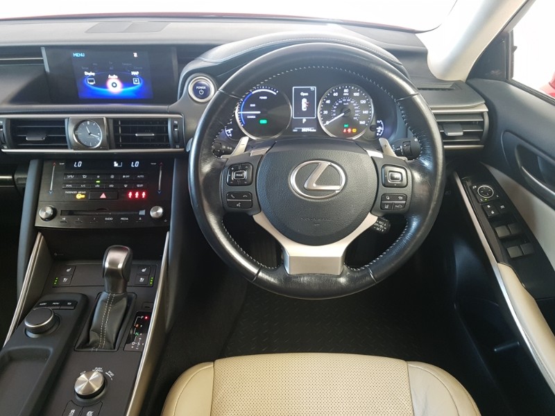 Used Lexus IS 2017 for sale - 76195210: Photo 7