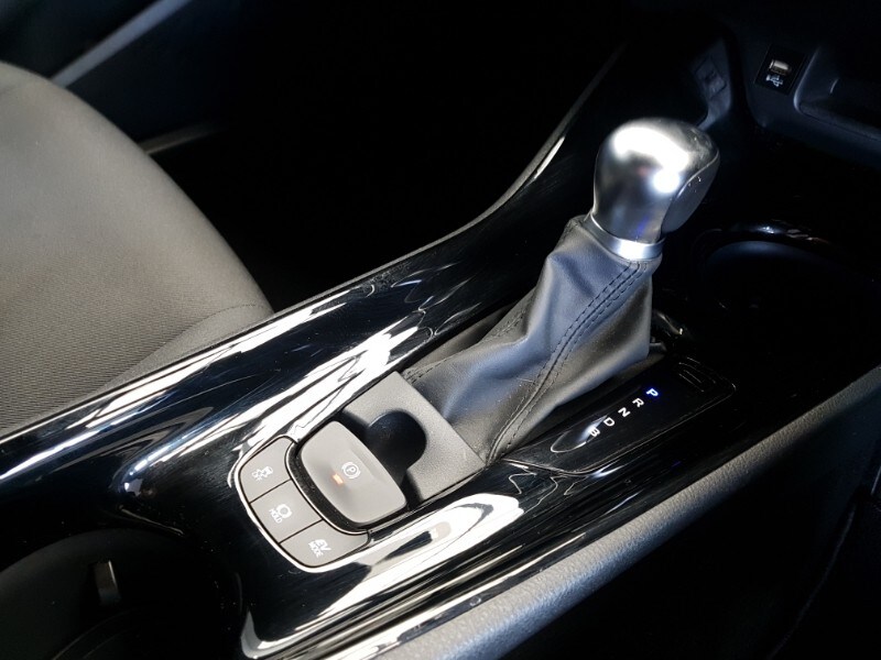 Used Toyota C-HR 2020 for sale - 77948100: Photo 17