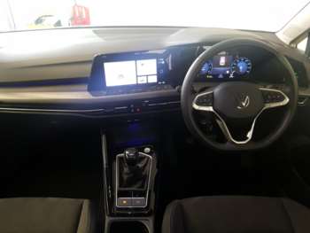 Used Volkswagen Golf 2024 for sale - 75362602: Photo