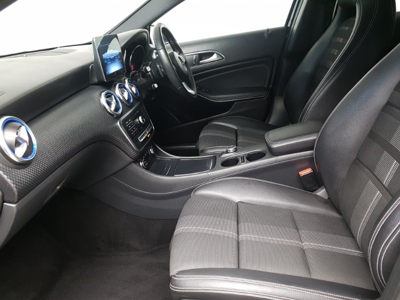 Used Mercedes-Benz A-Class 2018 for sale - 77454219: Photo 5