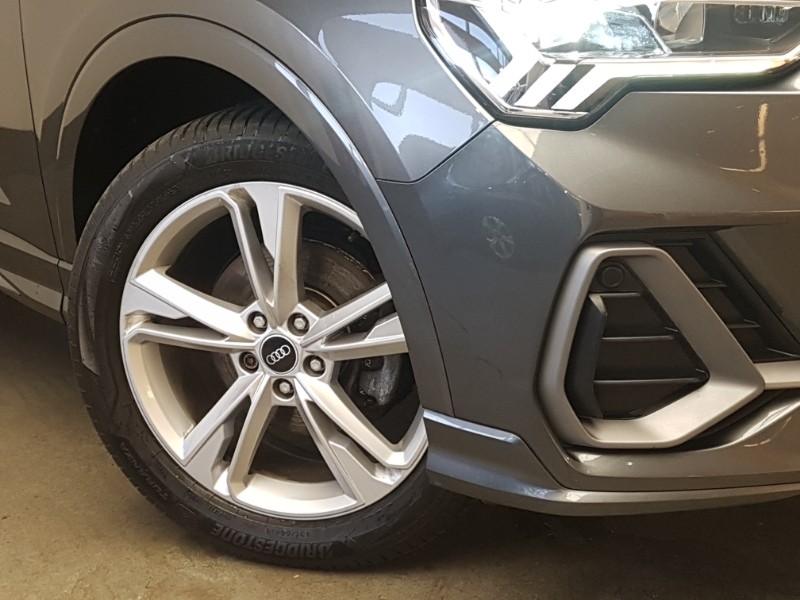 Used Audi Q3 2021 for sale - 76897810: Photo 9