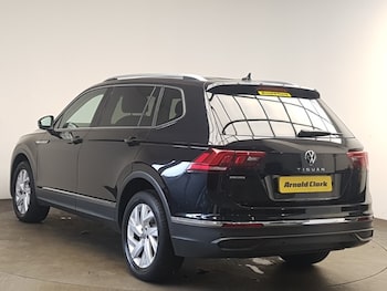 Used Volkswagen Tiguan Allspace 2022 for sale - 75952255: Photo