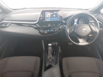 Used Toyota C-HR 2022 for sale - 79164951: Photo