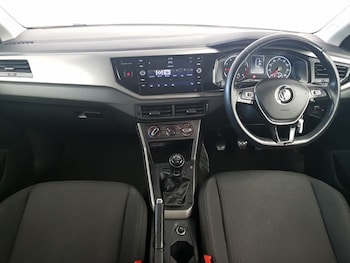 Used Volkswagen Polo 2019 for sale - 75605578: Photo
