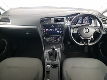 Used Volkswagen Golf 2020 for sale - 76974960: Photo