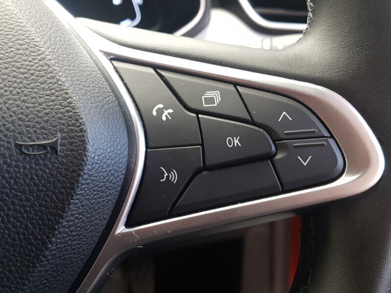 Used Renault Clio 2021 for sale - 76816419: Photo 18