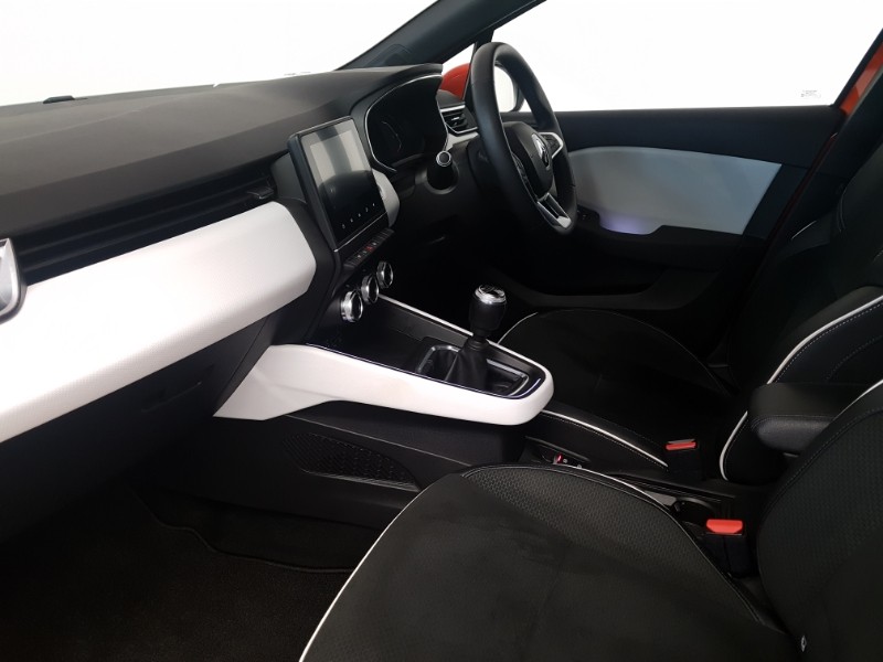 Used Renault Clio 2021 for sale - 76816419: Photo 5