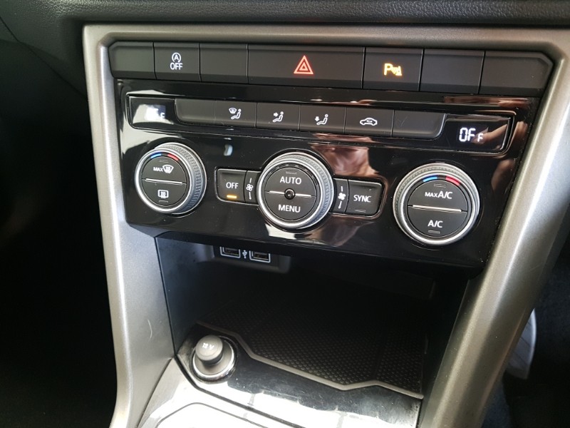 Used Volkswagen T-Roc 2020 for sale - 77939255: Photo 17