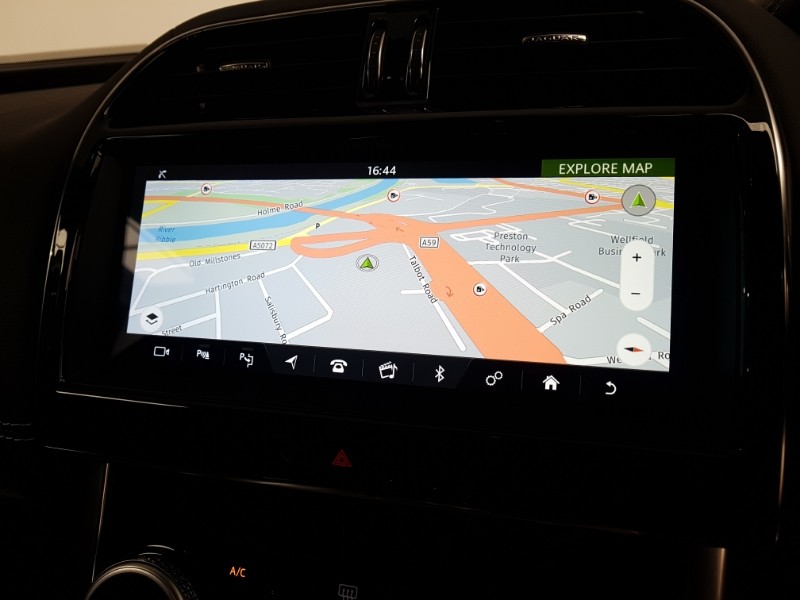 Used Jaguar XE 2019 for sale - 76567211: Photo 11