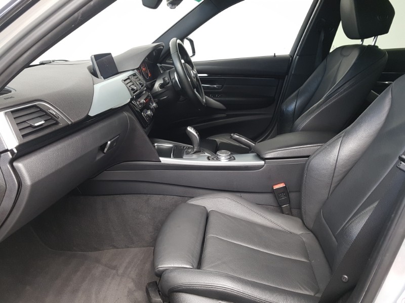 Used BMW 3 Series 2017 for sale - 76282018: Photo 5