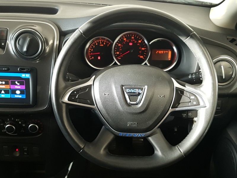 Used Dacia Sandero Stepway 2020 for sale - 77214230: Photo 10