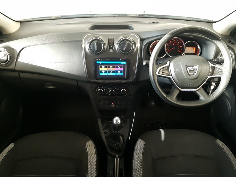 Used Dacia Sandero Stepway 2020 for sale - 77214230: Photo 2