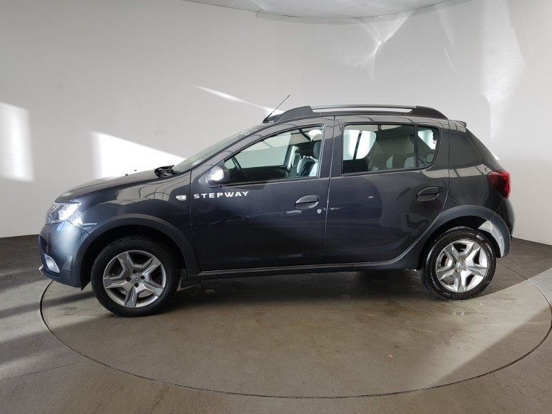 Used Dacia Sandero Stepway 2020 for sale - 77214230: Photo 4