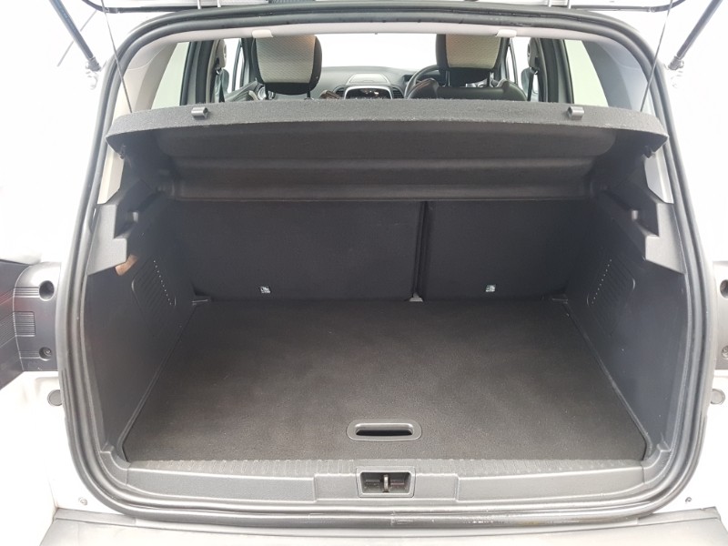 Used Renault Captur 2019 for sale - 76583742: Photo 8