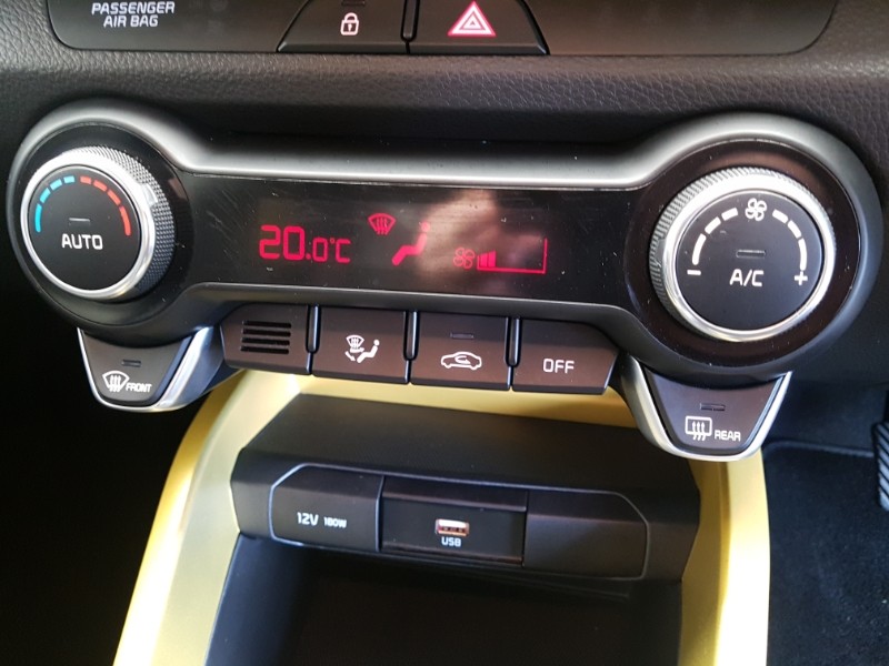 Used Kia Stonic 2023 for sale - 76860422: Photo 17