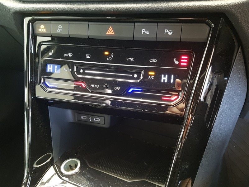 Used Volkswagen T-Roc 2025 for sale - 77252501: Photo 18