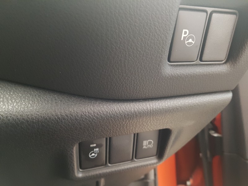 Used Toyota C-HR 2020 for sale - 76602557: Photo 18