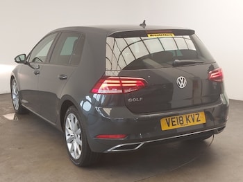 Used Volkswagen Golf 2018 for sale - 78983671: Photo