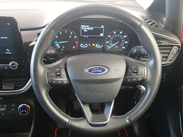 Used Ford Fiesta 2018 for sale - 76204910: Photo 10