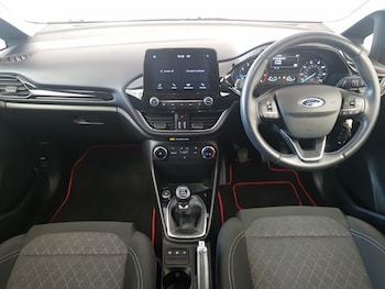 Used Ford Fiesta 2018 for sale - 76204910: Photo