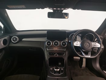 Used Mercedes-Benz C Class 2018 for sale - 79201229: Photo