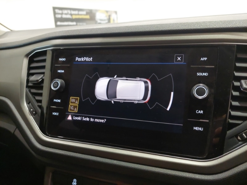 Used Volkswagen T-Roc 2020 for sale - 76155717: Photo 16