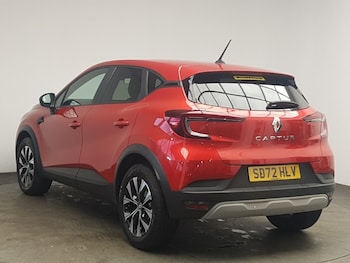 Used Renault Captur 2022 for sale - 75424263: Photo