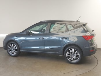 Used SEAT Arona 2023 for sale - 78983677: Photo