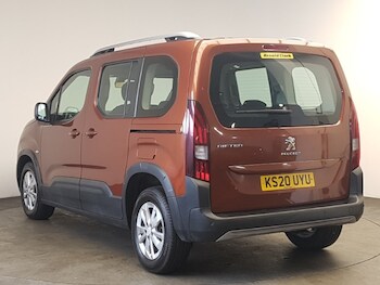 Used Peugeot Rifter 2020 for sale - 77090371: Photo