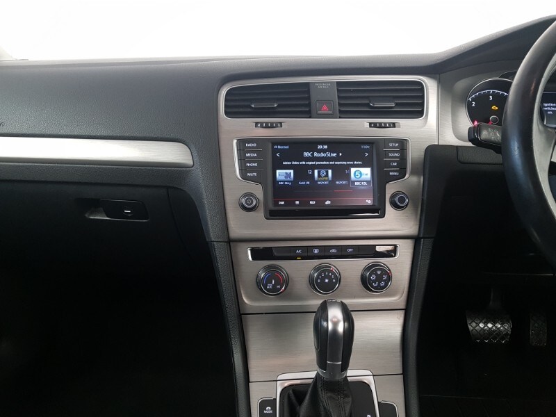 Used Volkswagen Golf 2015 for sale - 77722083: Photo 11