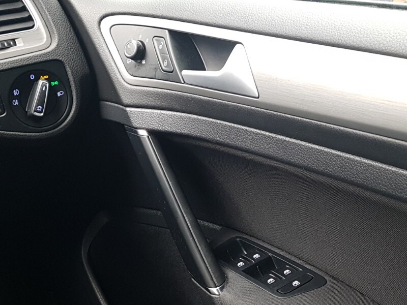 Used Volkswagen Golf 2015 for sale - 77722083: Photo 18