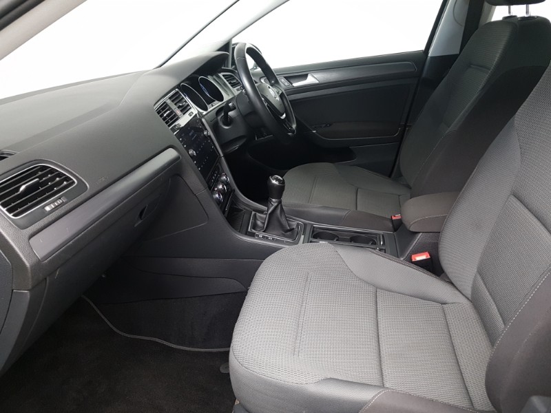 Used Volkswagen Golf 2018 for sale - 77466719: Photo 5