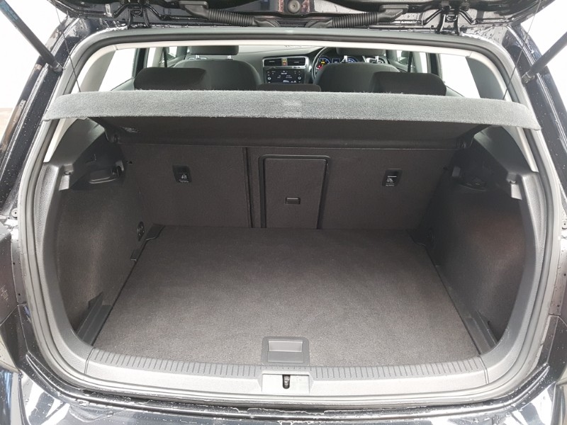 Used Volkswagen Golf 2018 for sale - 77466719: Photo 8