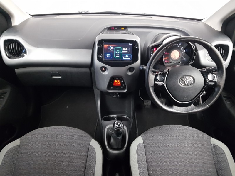 Used Toyota AYGO 2020 for sale - 77596233: Photo 2