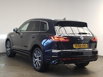 Used Volkswagen Touareg 2018 for sale - 76358995: Photo