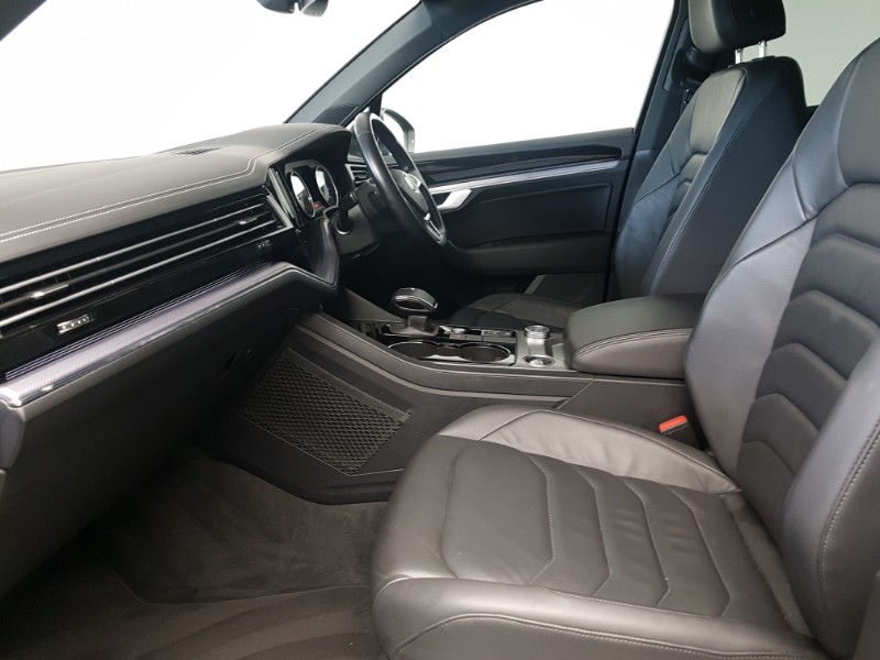 Used Volkswagen Touareg 2018 for sale - 76358995: Photo 5