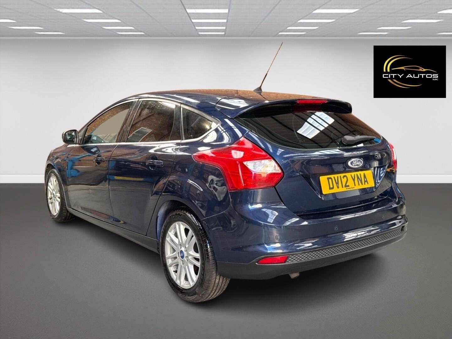 Used Ford Focus 2012 for sale - 76485165: Photo 2