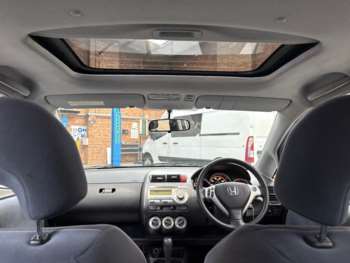 Used Honda Jazz 2006 for sale - 75302253: Photo
