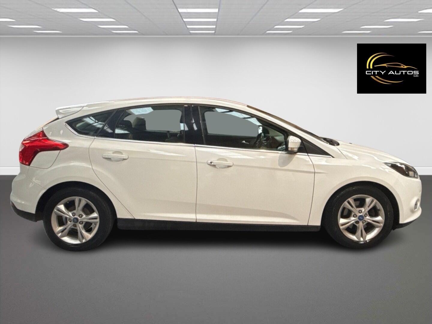 Used Ford Focus 2013 for sale - 76666983: Photo 11