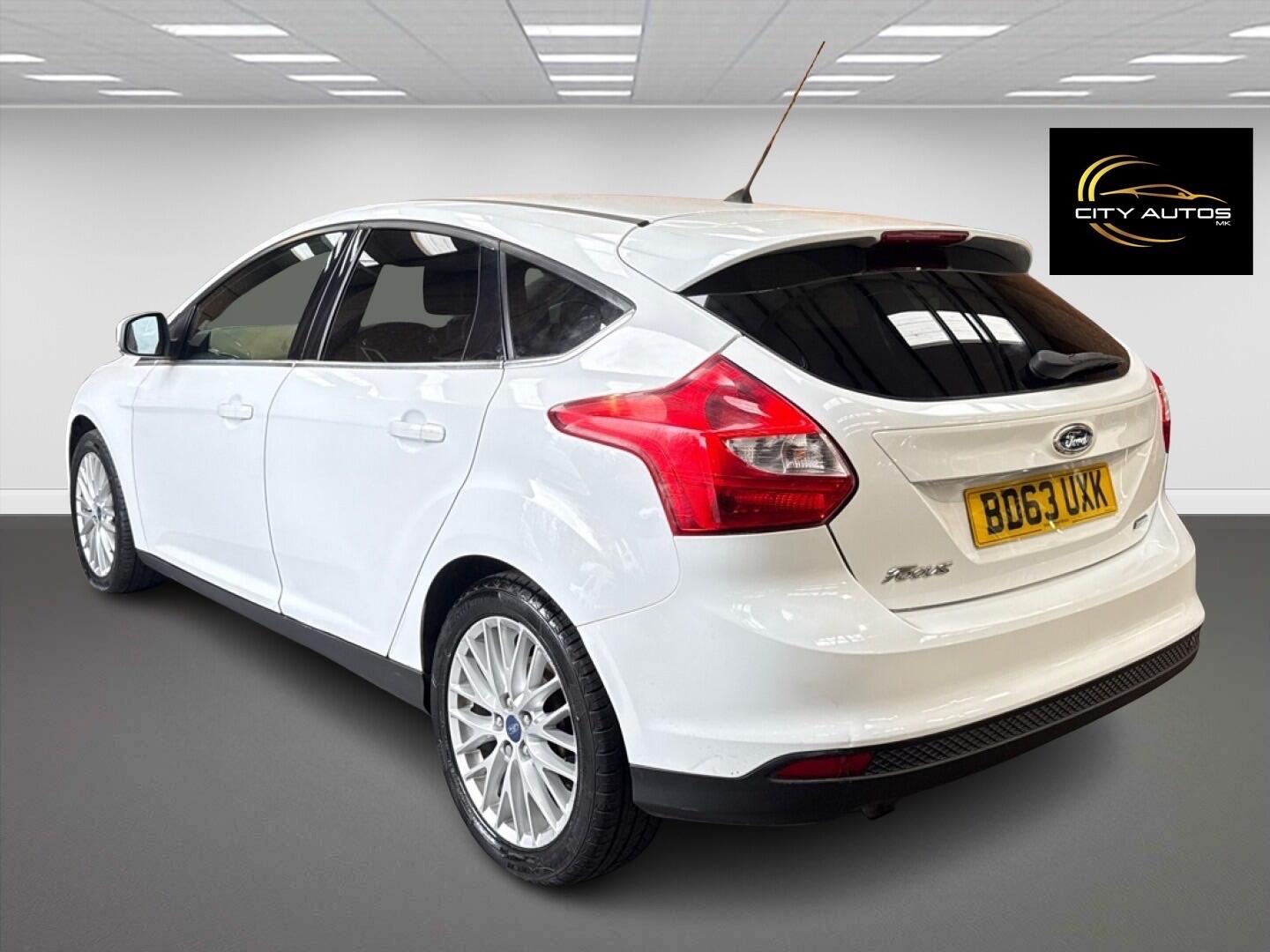 Used Ford Focus 2013 for sale - 76952682: Photo 2