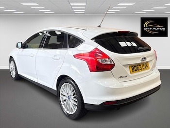 Used Ford Focus 2013 for sale - 76952682: Photo