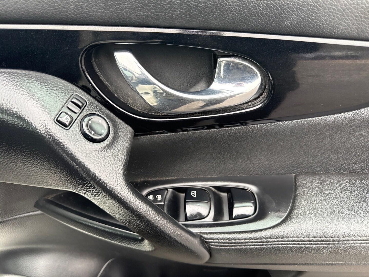 Used Nissan Qashqai 2016 for sale - 77291720: Photo 16