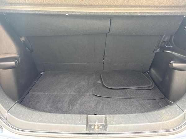 Used Honda Jazz 2009 for sale - 75279785: Photo 14