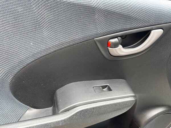 Used Honda Jazz 2009 for sale - 75279785: Photo 15