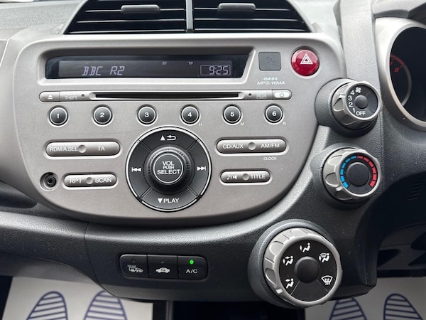 Used Honda Jazz 2009 for sale - 75279785: Photo 17