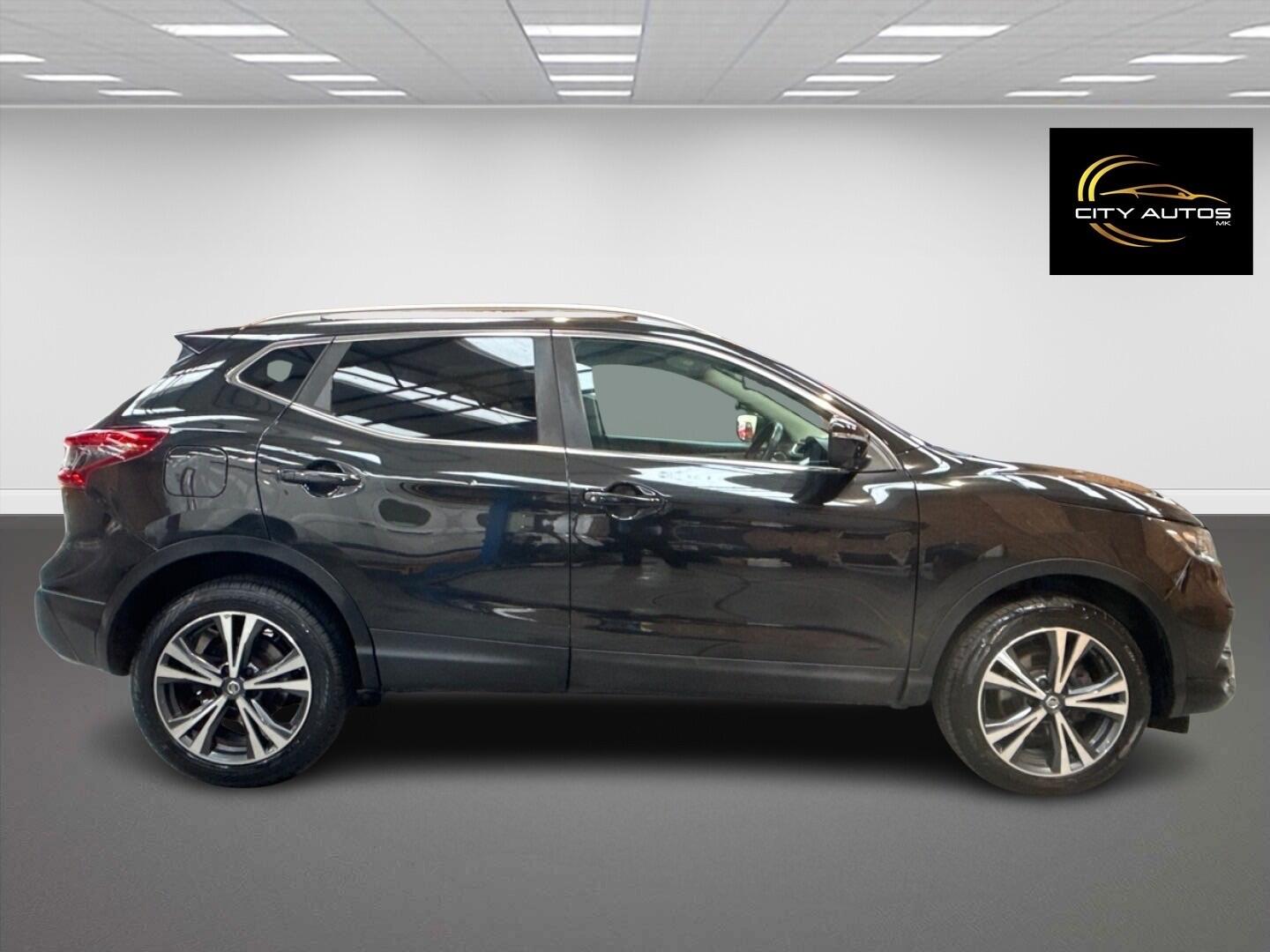 Used Nissan Qashqai 2017 for sale - 77320576: Photo 11